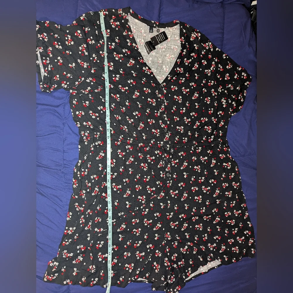 Torrid Floral Shorts Romper 4x/26 - Picture 9 of 15